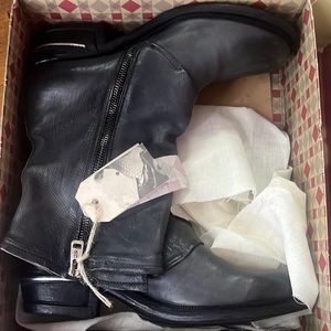Selling boots, Color is Smoke+Nero, Size 10